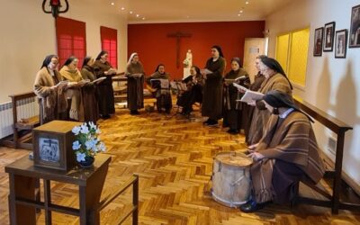 SEMANA DE VISITA PASTORAL Y ESPIRITUAL DEL OBISPO A LAS HERMANAS CARMELITAS.