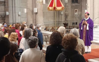 LA MUJER ES FECUNDIDAD EN EL AMOR.