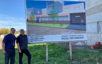 MIRAMAR – CASA DE LA CARIDAD- EL PADRE OBISPO GABRIEL RECORRE EL FINAL DE OBRA