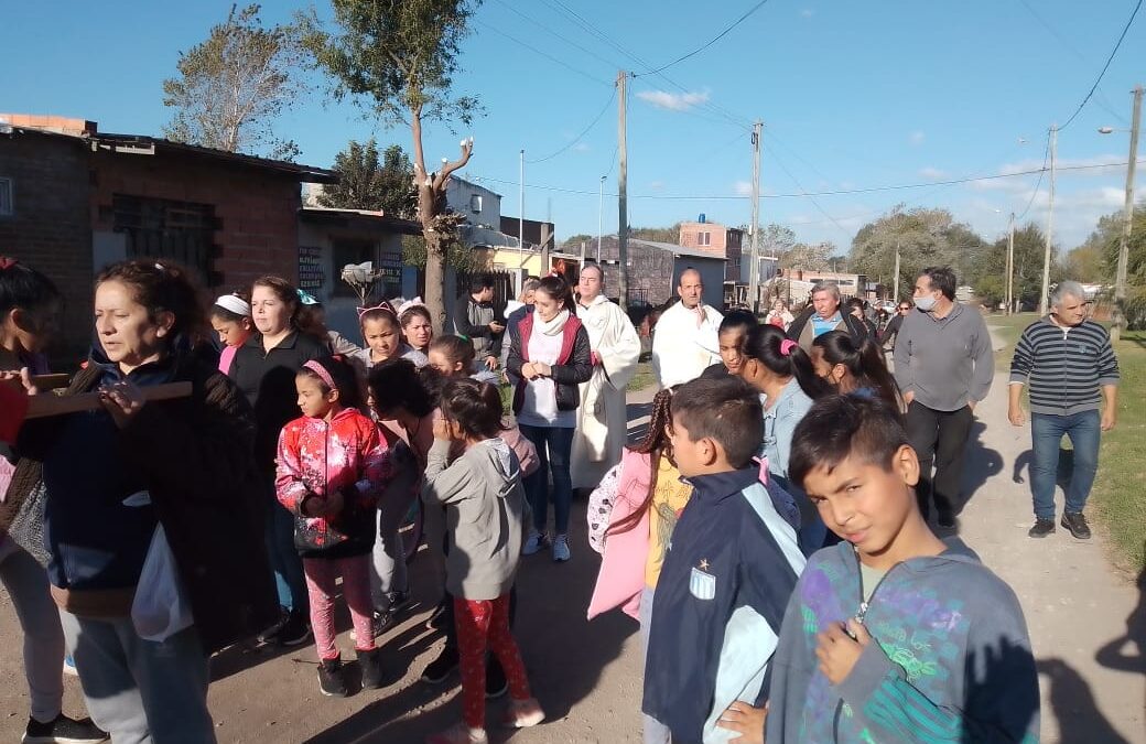FIESTA DE SAN JORGE- EL OBISPO AUXILIAR DARIO PRESIDIÓ LA MISA Y ACOMPAÑO LA PROCESIÓN