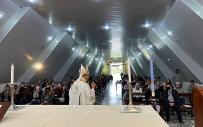 1 DE MAYO – PARROQUIA JESÚS OBRERO – EL PADRE OBISPO GABRIEL PRESIDIÓ LA MISA EN EL DÍA DE SUS PATRONALES