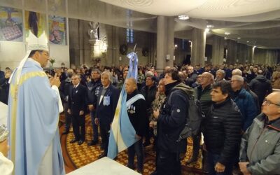 LA VIRGEN MALVINERA INVITA A LA PAZ Y LA RECONCILIACIÓN.