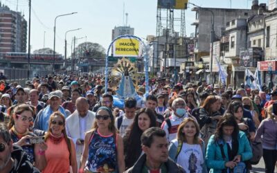 LA DIOCESIS CAMINA RUMBO A LUJAN.