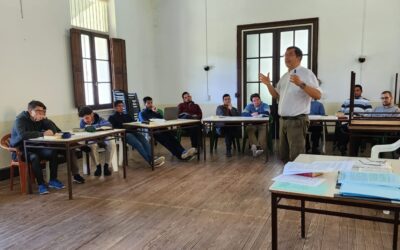 CURSO DEL OBISPO A LOS SEMINARISTAS EN TANDIL.
