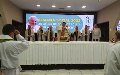 MISA POR LOS 40 AÑOS DE LA DEMOCRACIA Y 10 AÑOS DE FRANCISCO.