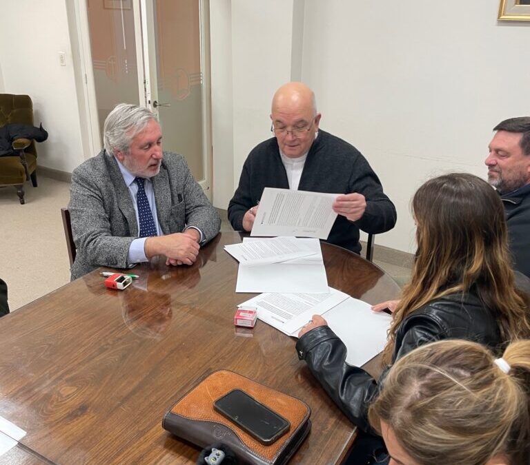 Acercar la Justicia a los barrios: convenio entre el Ministerio Público, el Obispado de Mar del Plata y los Hogares de Cristo