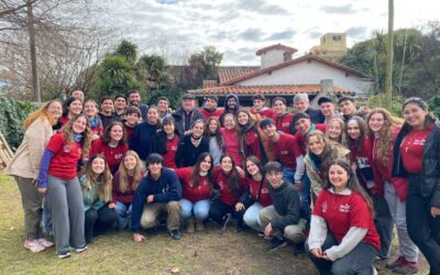 Jóvenes de Schoenstatt misionaron en el Barrio Aeroparque de Miramar