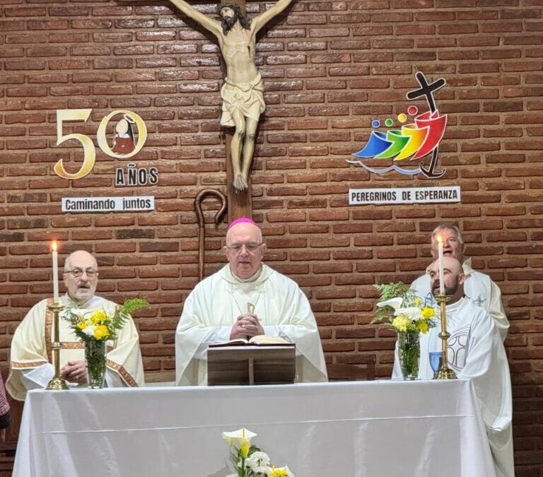 ¡Felices 50 años Parroquia Santa Teresita de Necochea!