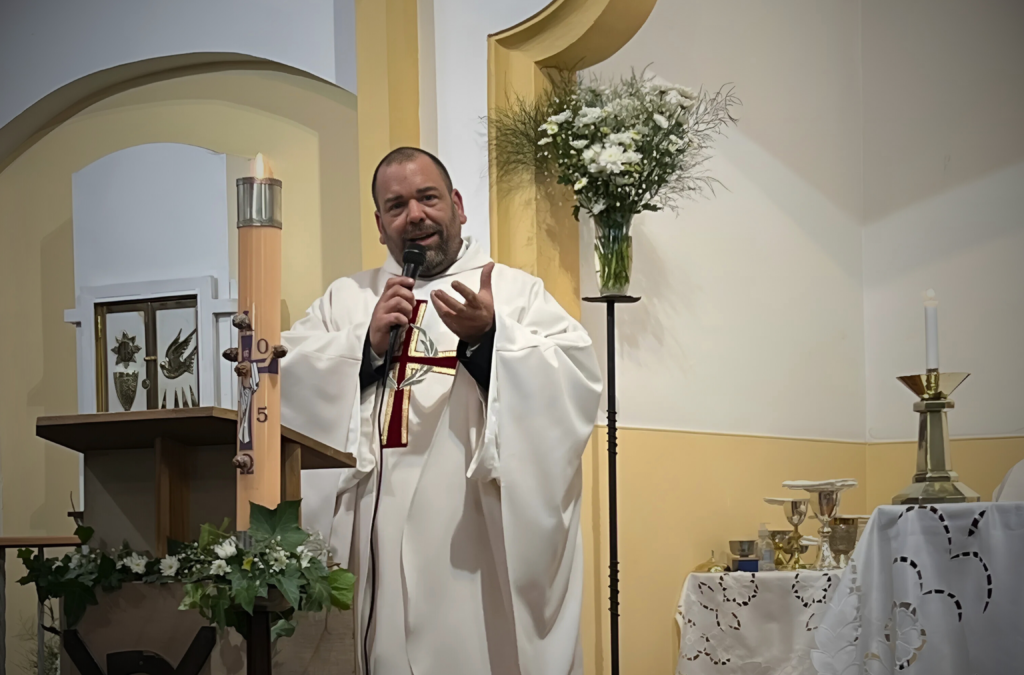 Asume P. Mario Fernández en Nuestra Señora del Huerto