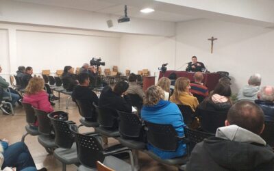 Se realizó la formación de los nuevos Ministros Extraordinarios de la Comunión