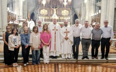 En la Misa de cierre de año de las escuelas de la diócesis se entregaron los nuevos Idearios y se bendijo a la nueva JuREC