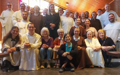 Consagrados de la diócesis mantuvieron un encuentro en el Carmelo